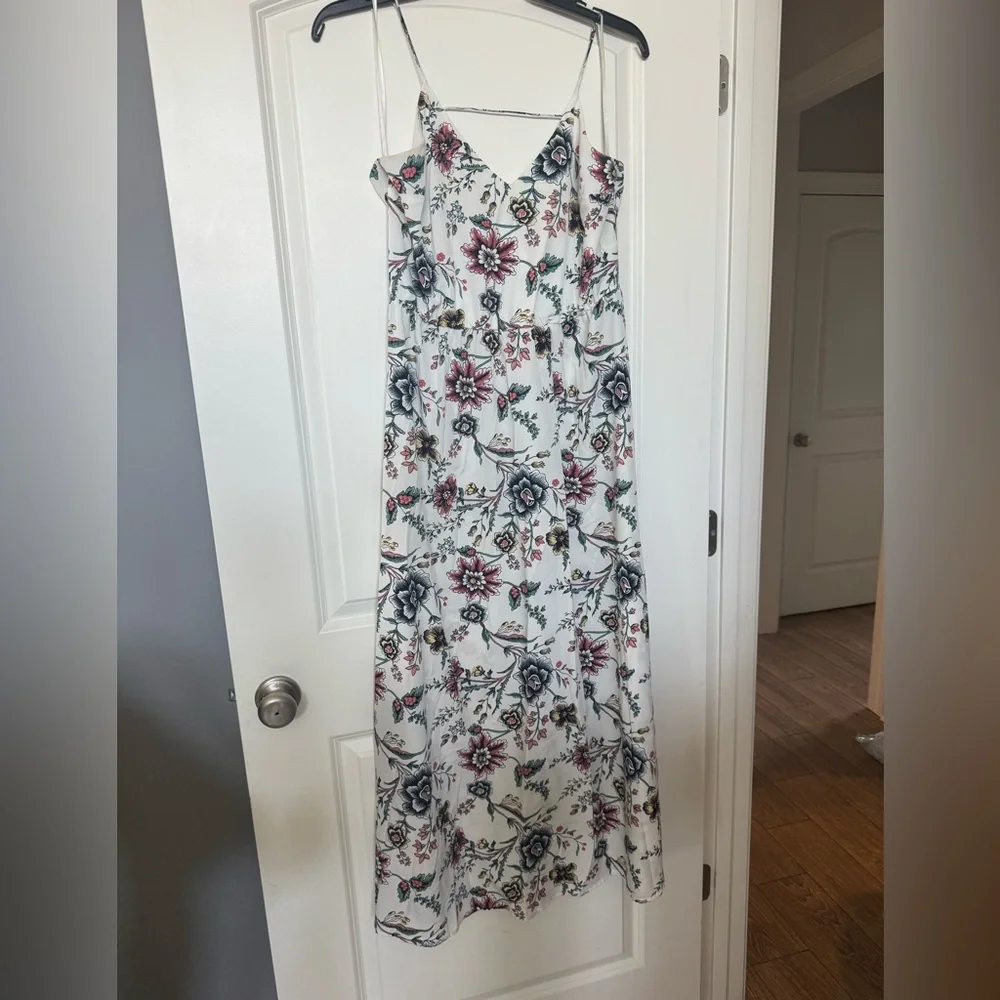 Loft Floral Spaghetti Strap Maxi Dress size 12p - Picture 2 of 6